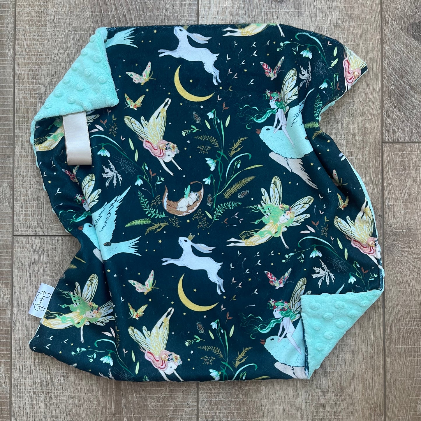 Lovey - Flying Fairy