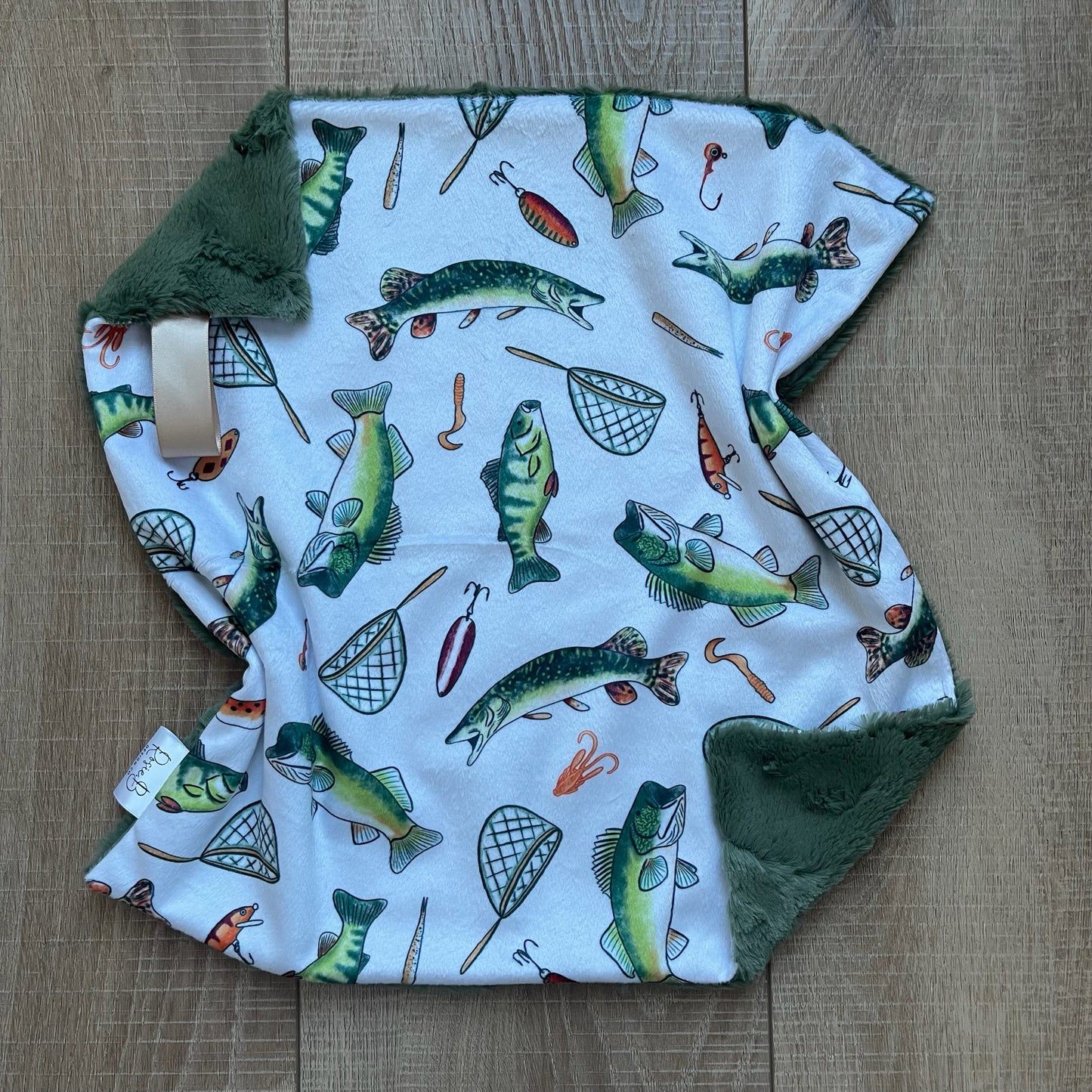 Lovey - Walleye Fish and Nets