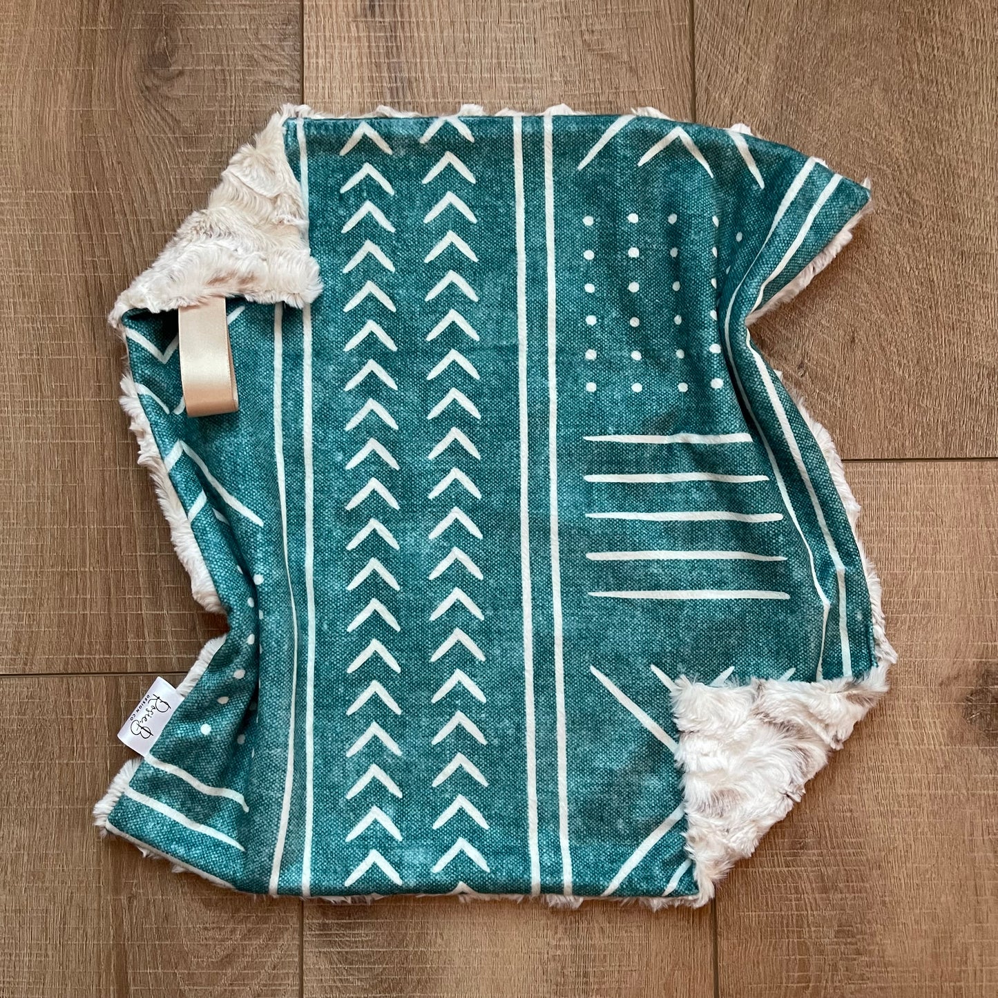 Lovey - Dusty Blue Aztec