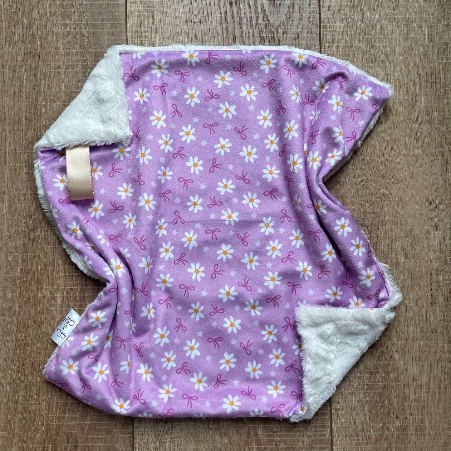 Lovey - Purple Daisies and Bows