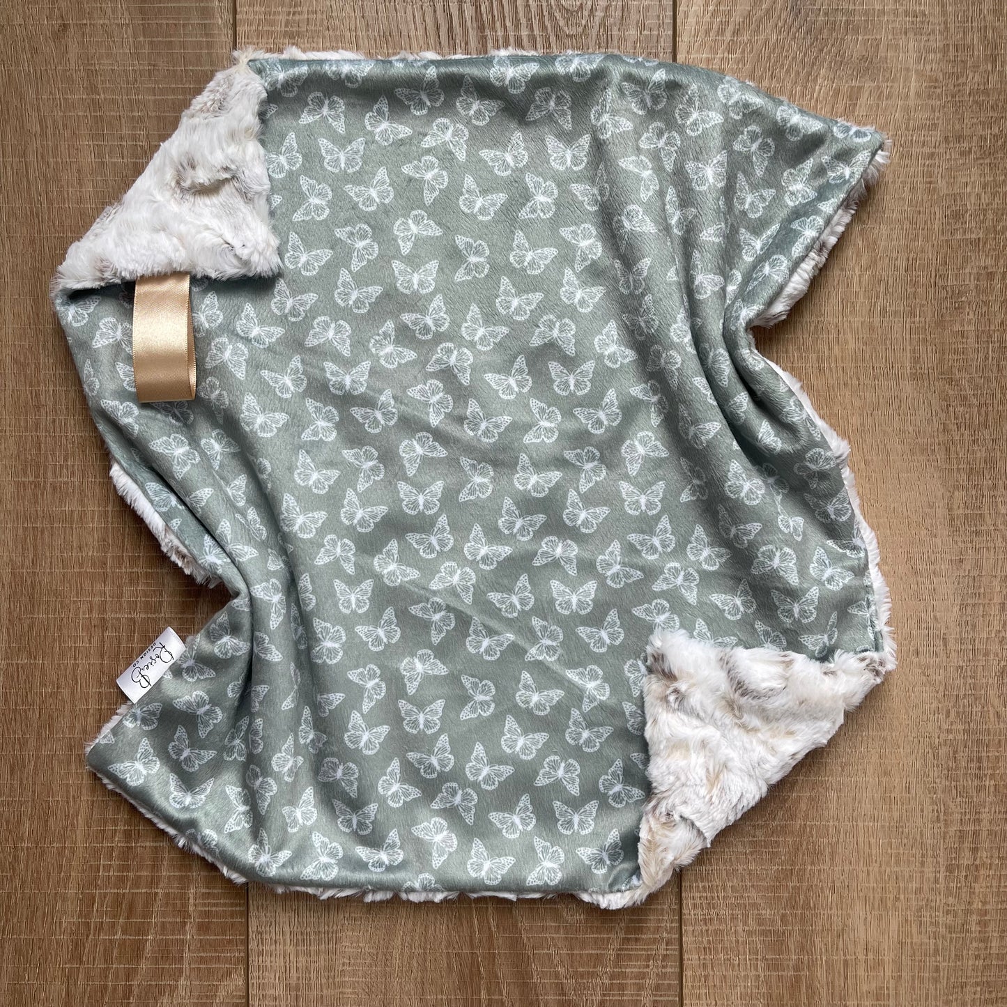 Lovey - Sage Butterfly