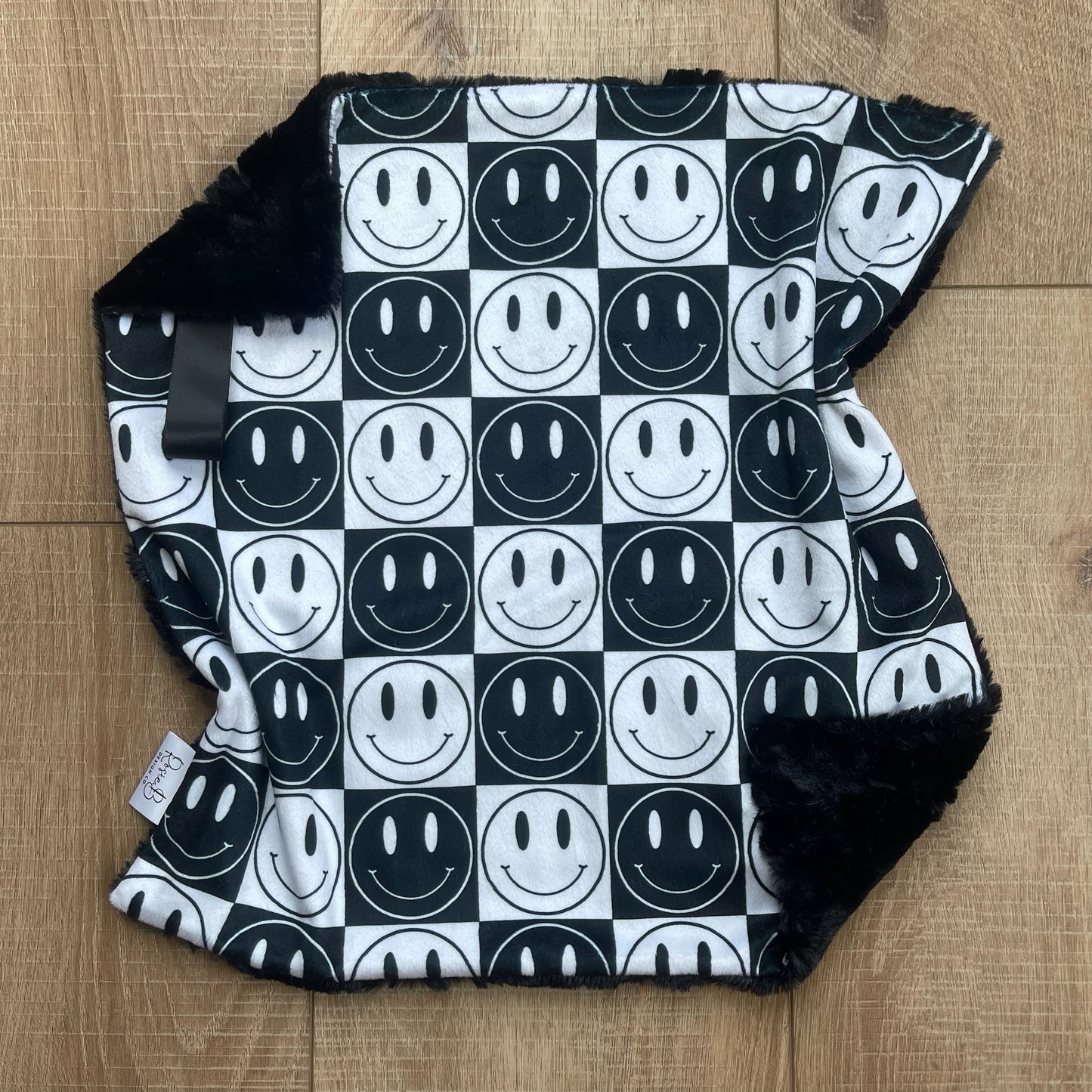 Lovey - Checkered Smiley Faces