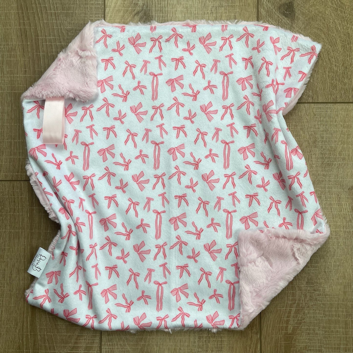 Lovey - Small Pink Bows