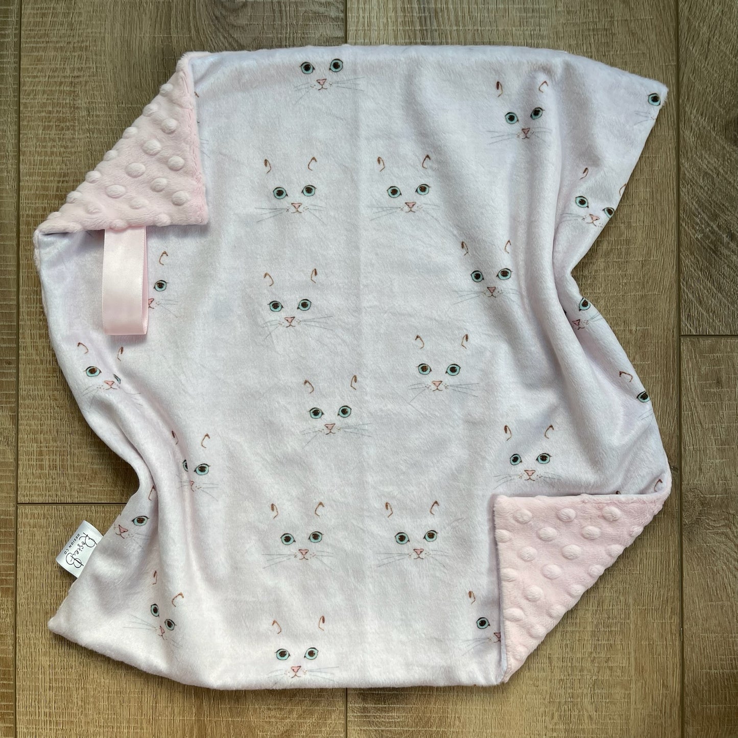 Lovey - Pink Cats