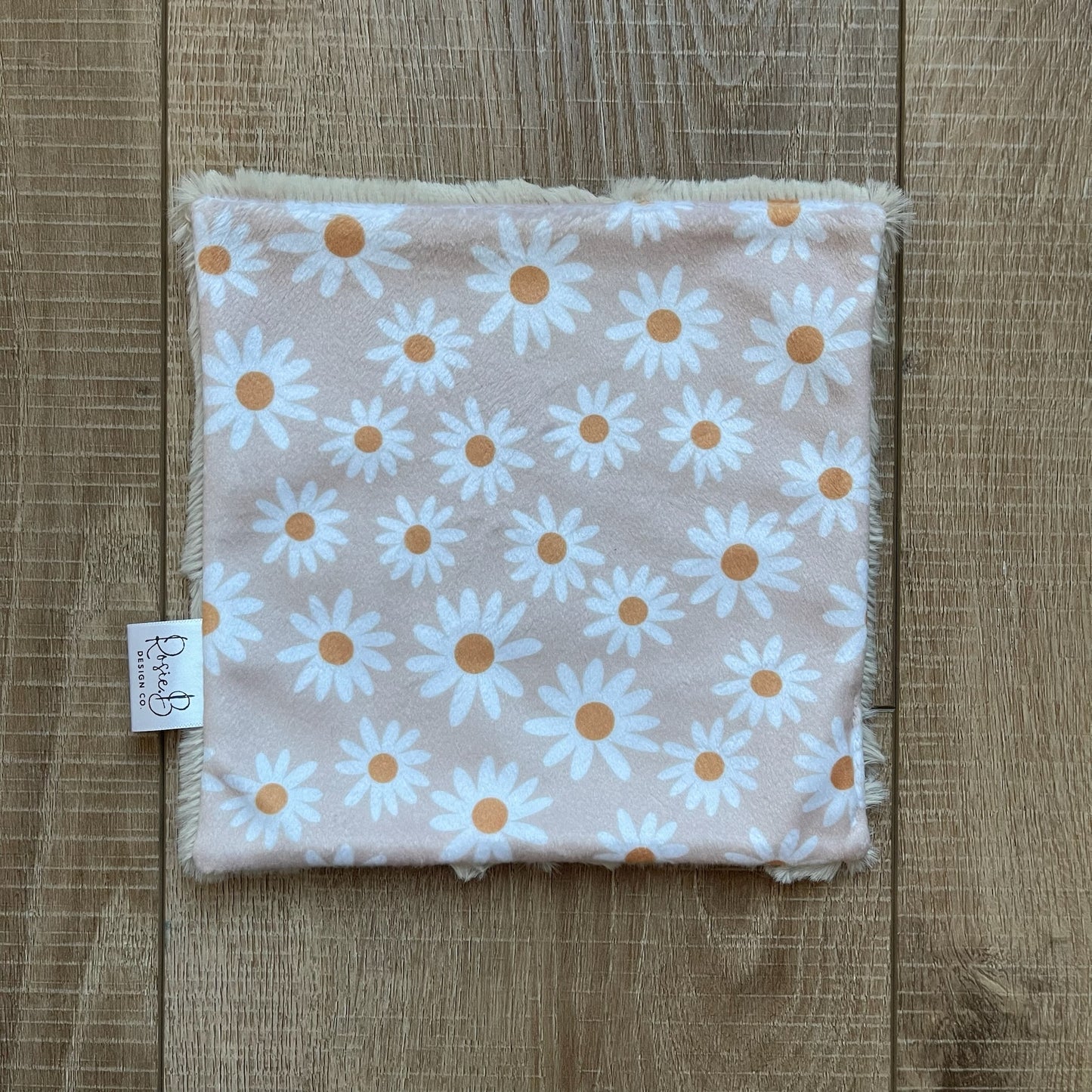 Mini Sensory Crinkle - Light Pink Daisy Floral