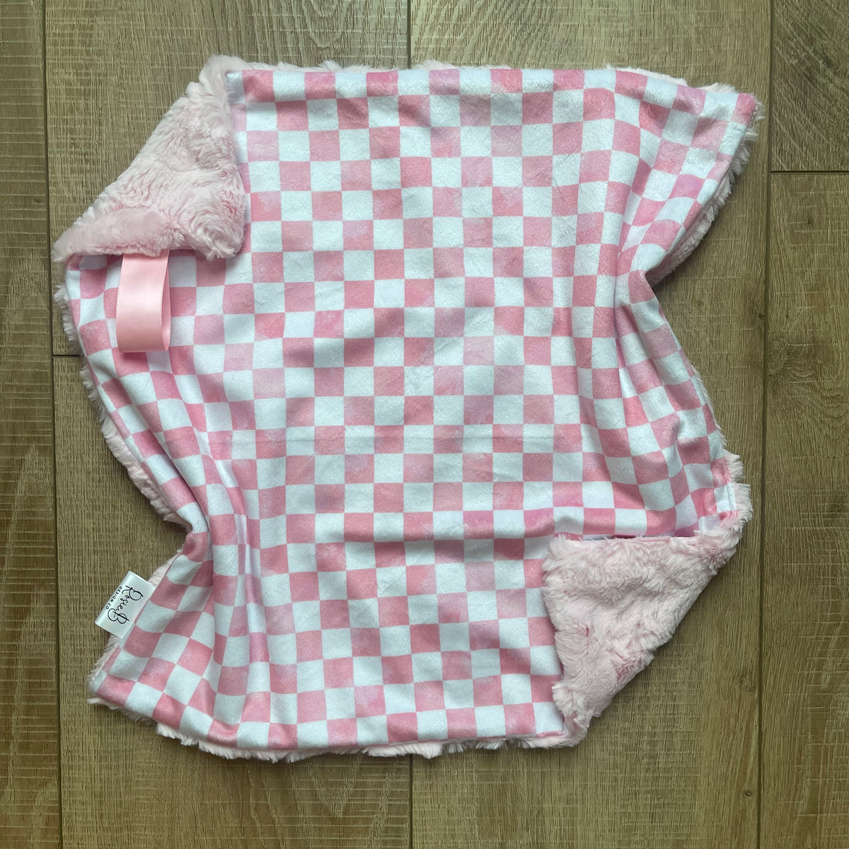 Lovey - Watercolor Pink Checkerboard