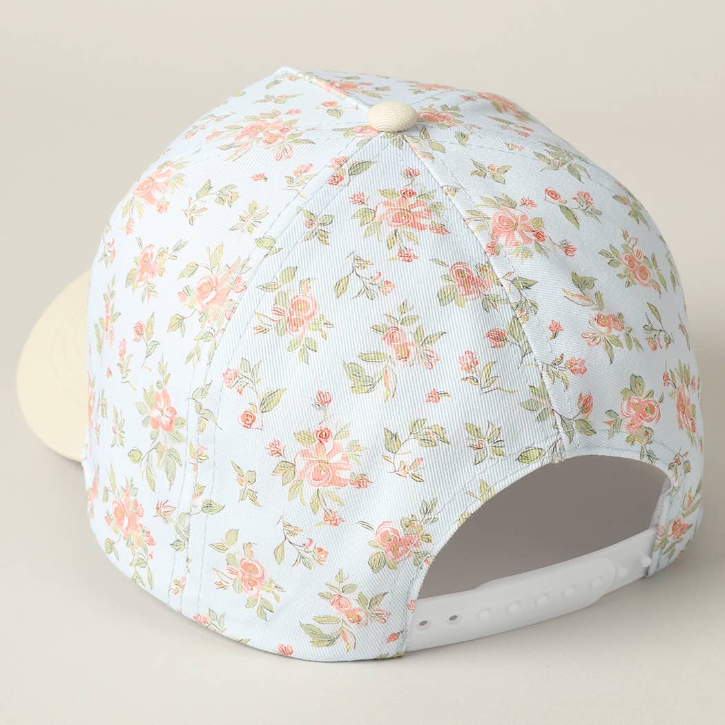 MAMA Embroidered Flower PatternTrucker Hat: WHITE/BEIGE / ONE SIZE