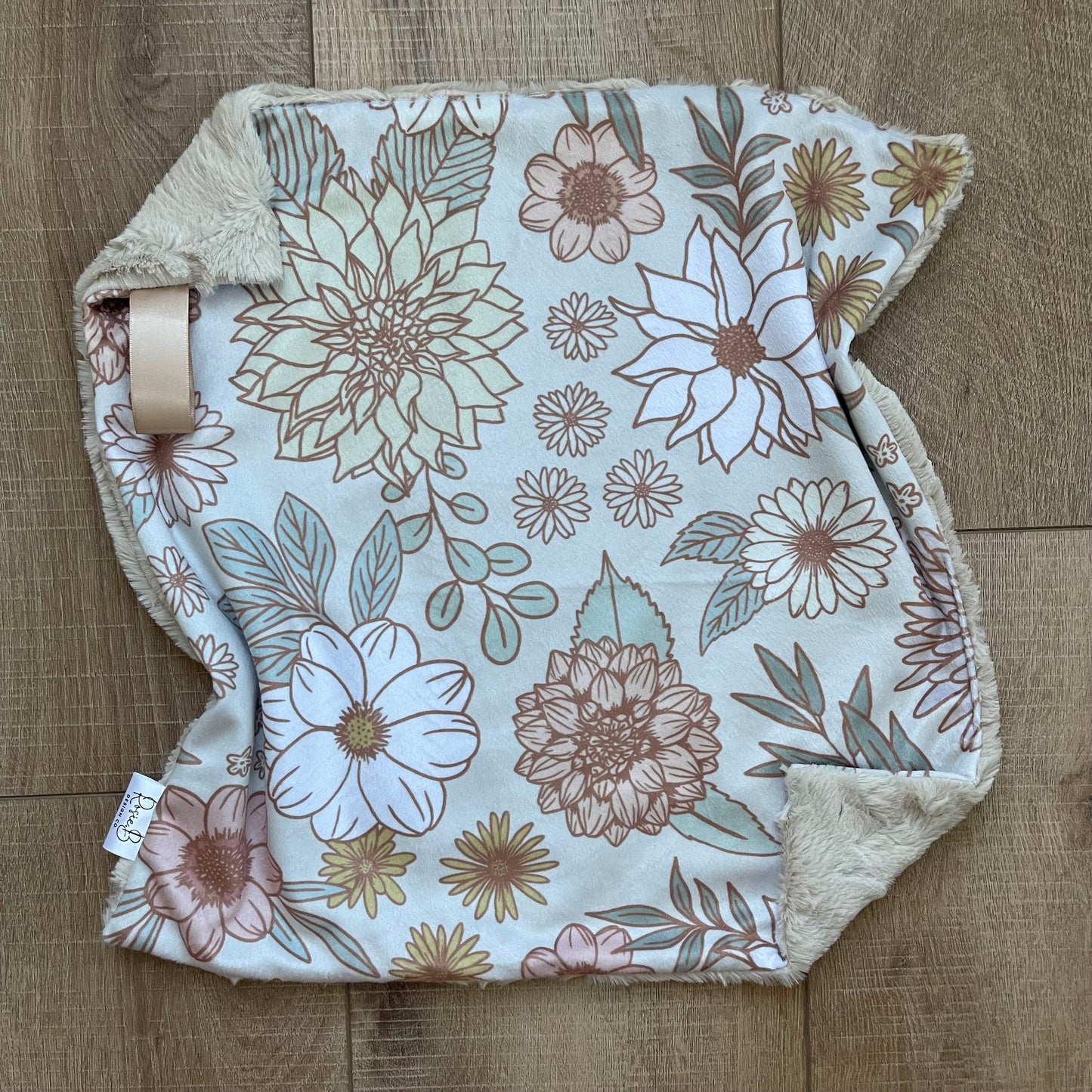 Dahlia Muted Floral