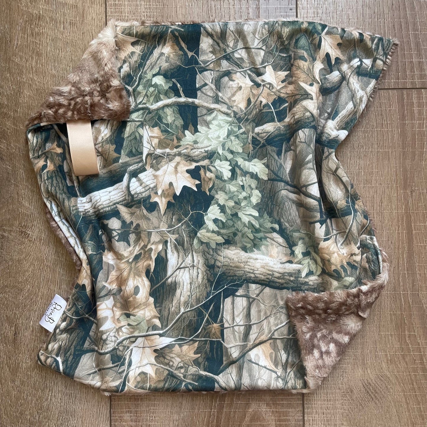 Lovey - Camo