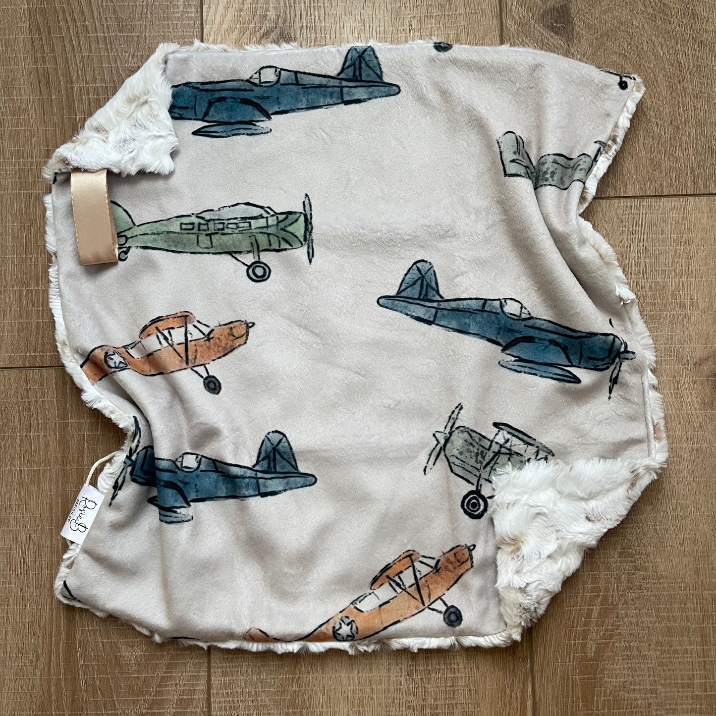 Lovey - Vintage Airplane