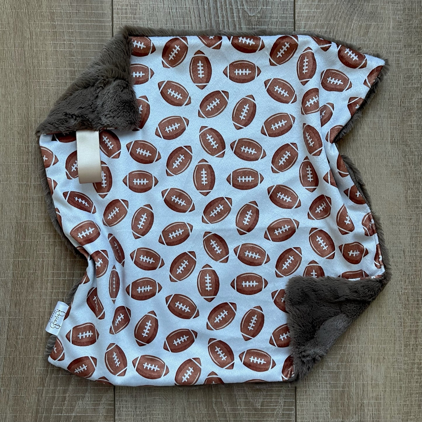 Lovey - Football