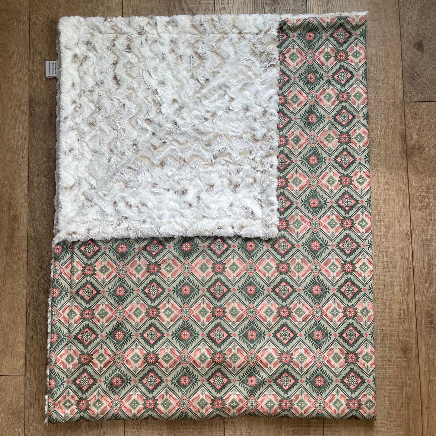Adult / Momma Blanket - Sage Green Aztec