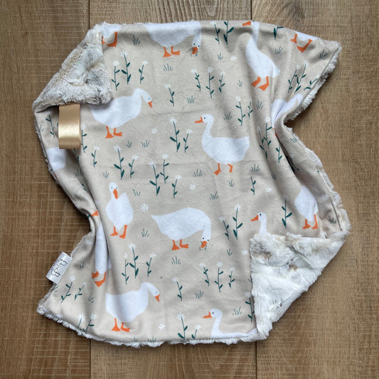 Lovey - Tan Spring Goose