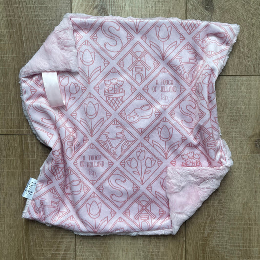 Lovey - Pink Tile Touch of Holland