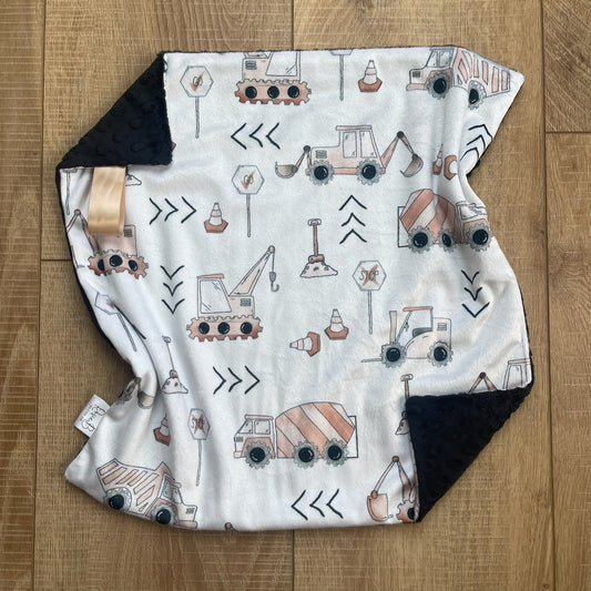 Lovey - Neutral Construction