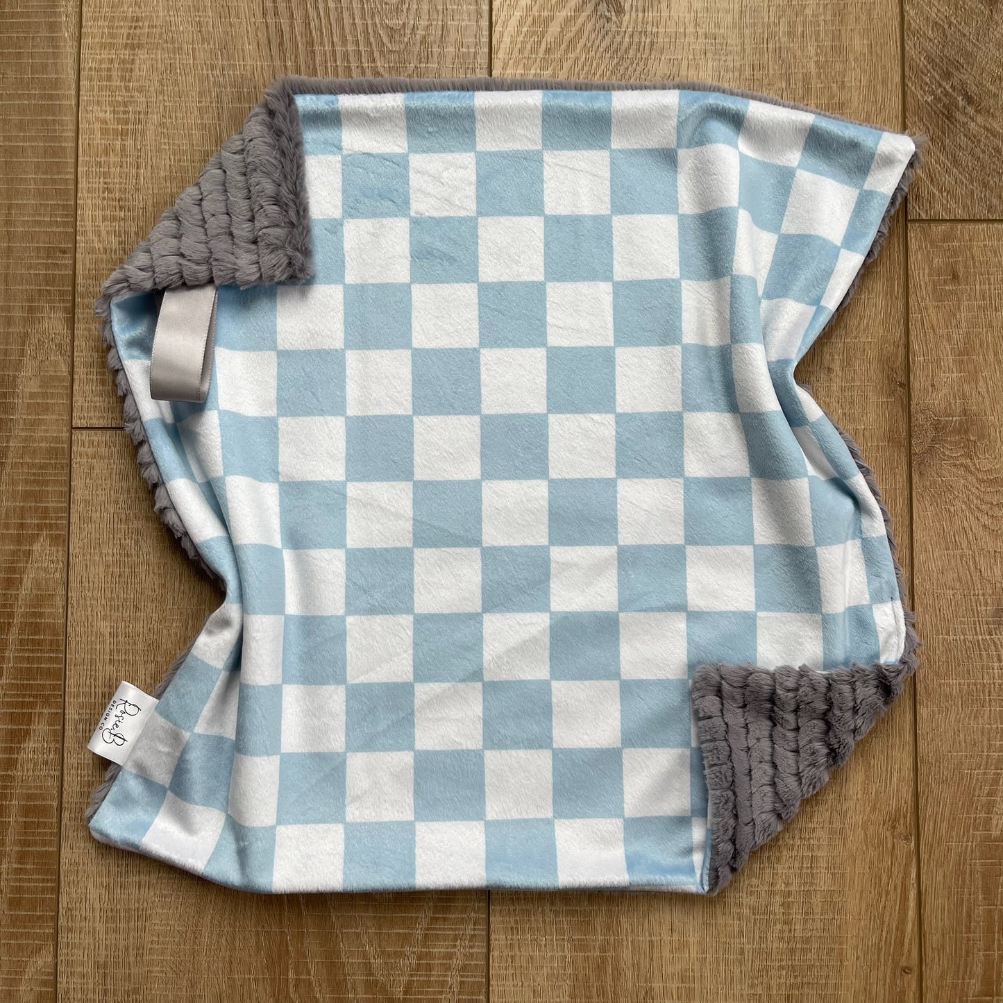 Lovey - Retro Blue Checkerboard