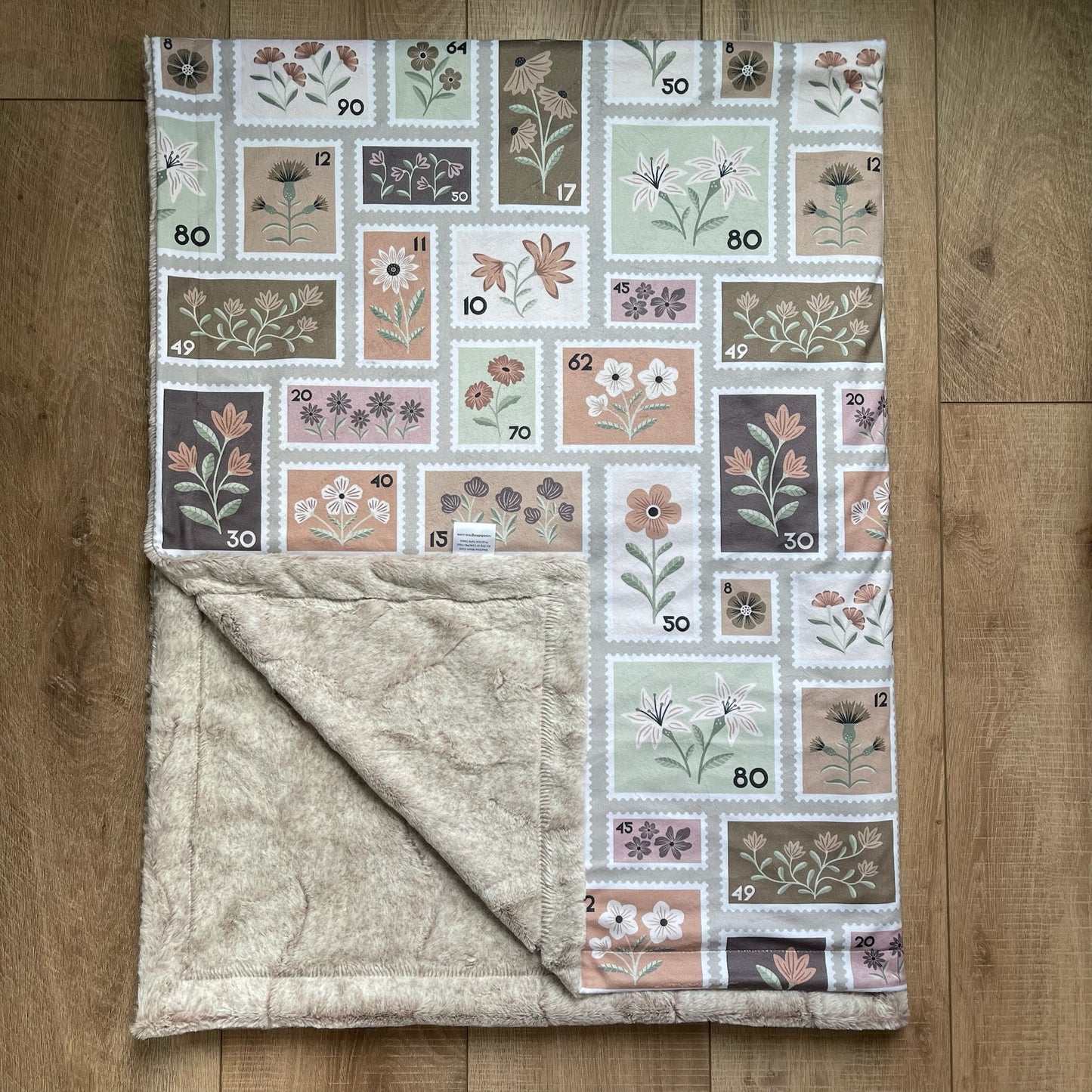 Adult / Momma Blanket - Neutral Flower Stamps