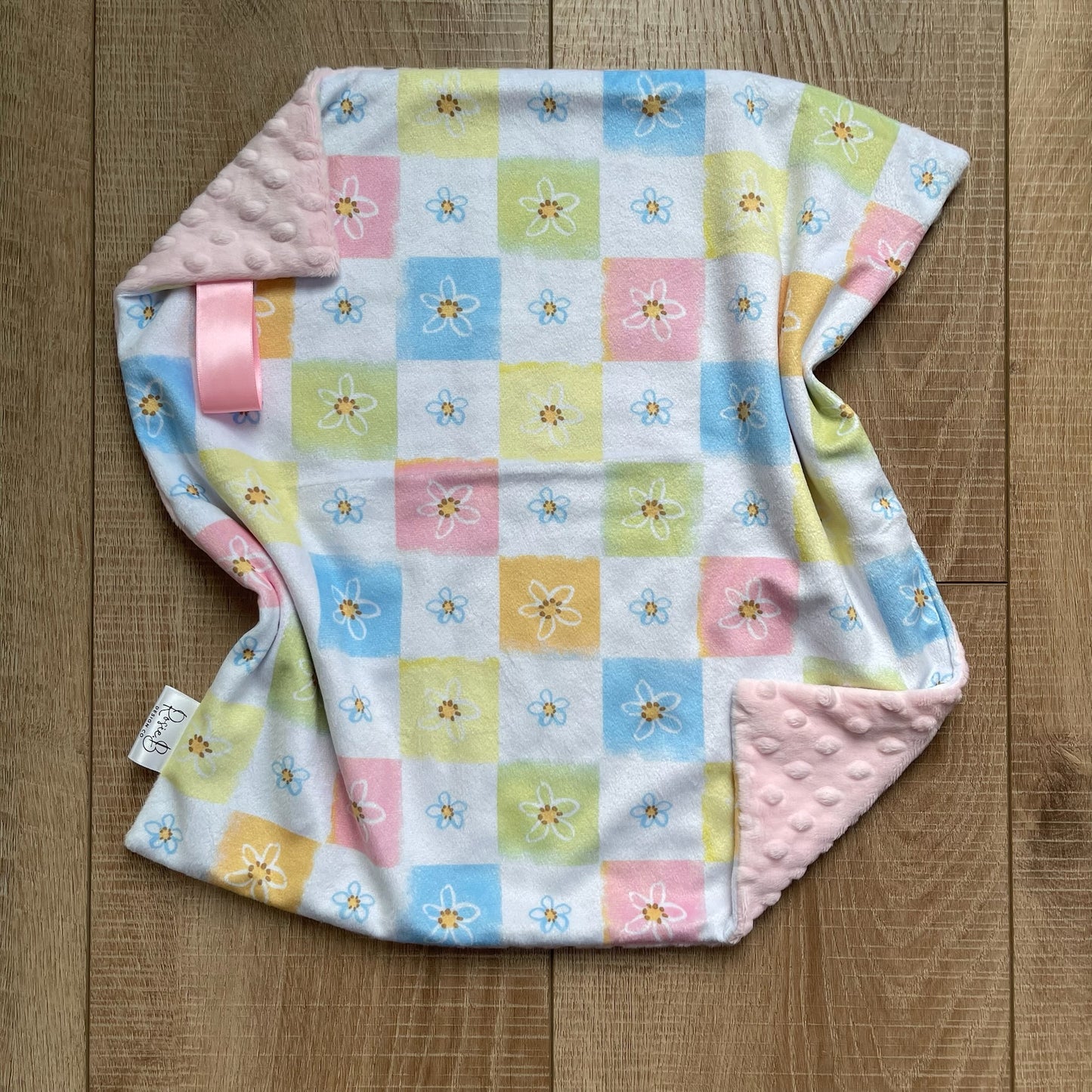 Lovey - Checkerboard Floral