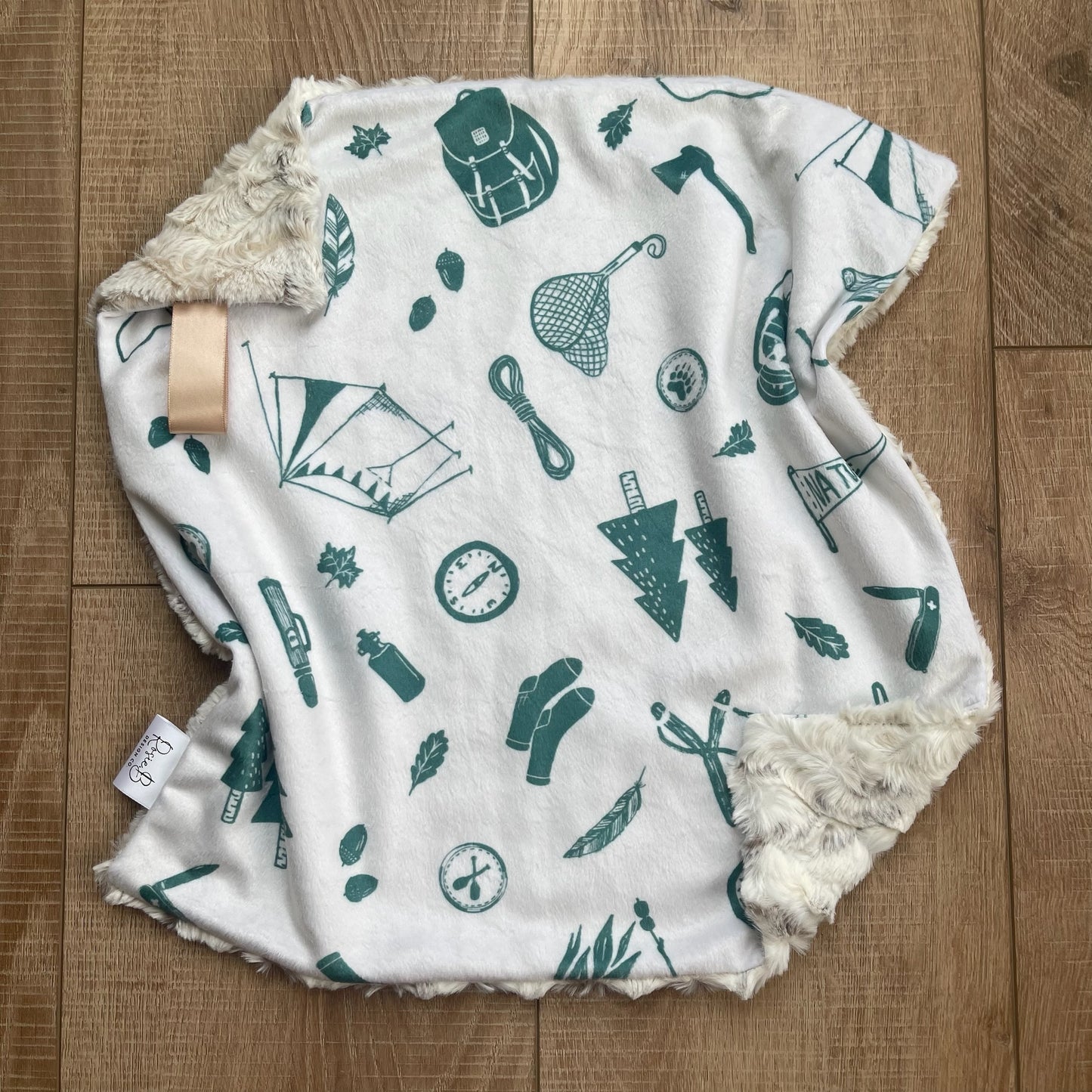 Lovey - Neutral Camping
