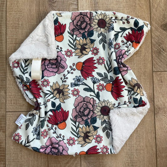 Lovey - Moody Floral