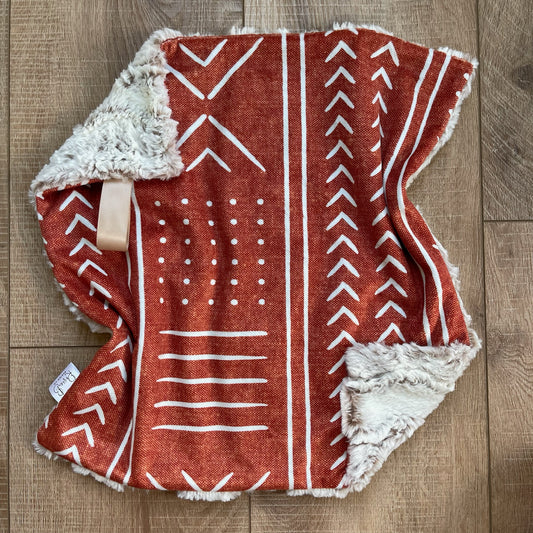 Lovey - Orange Aztec