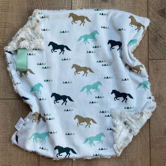 Lovey - Wild Horses