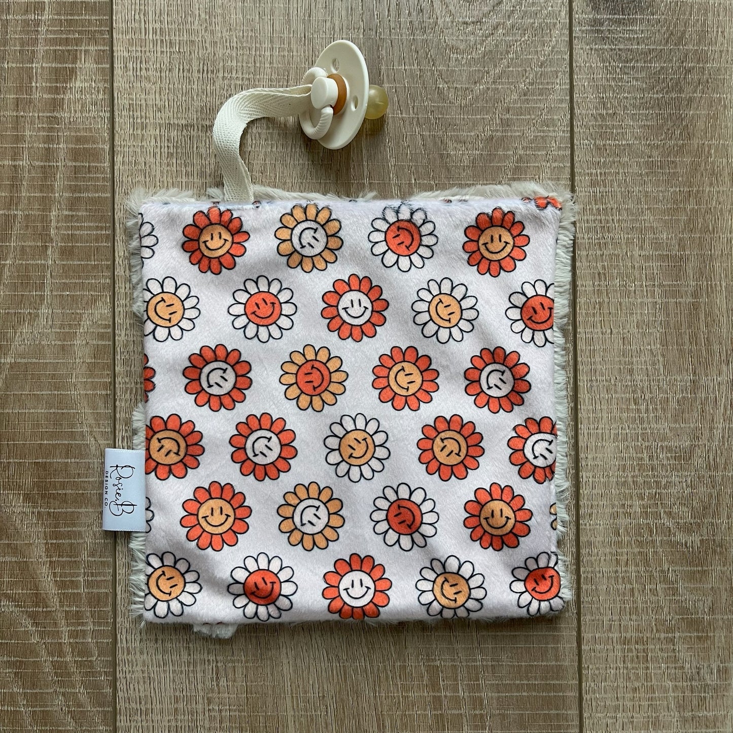 Paci Pal - Daisy Smiles