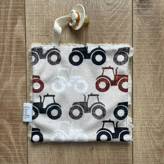 Paci Pal - Neutral Farm Tractors