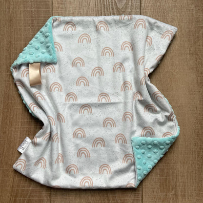 Lovey - Small Speckled Rainbows w/ Mint Dimple