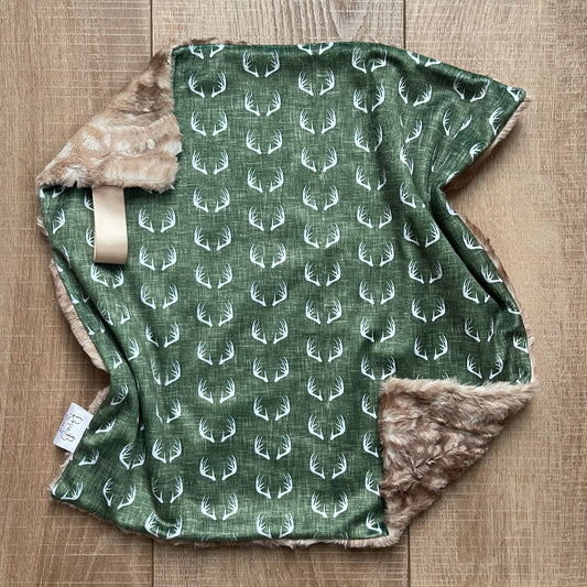 Lovey - Buck Deer Outline