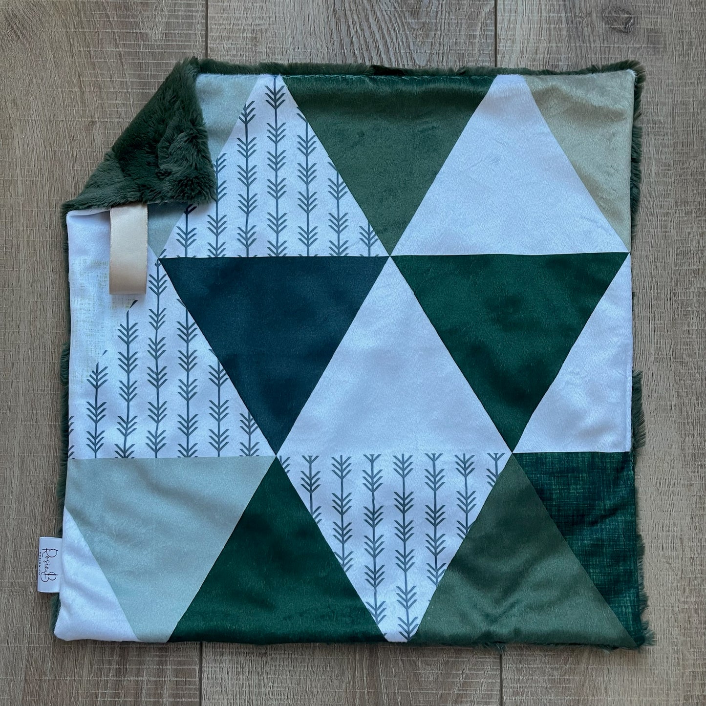 Lovey - Shades of Green Triangles