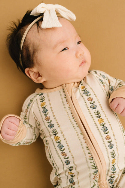 Dainty Daisy Bamboo Sleeper