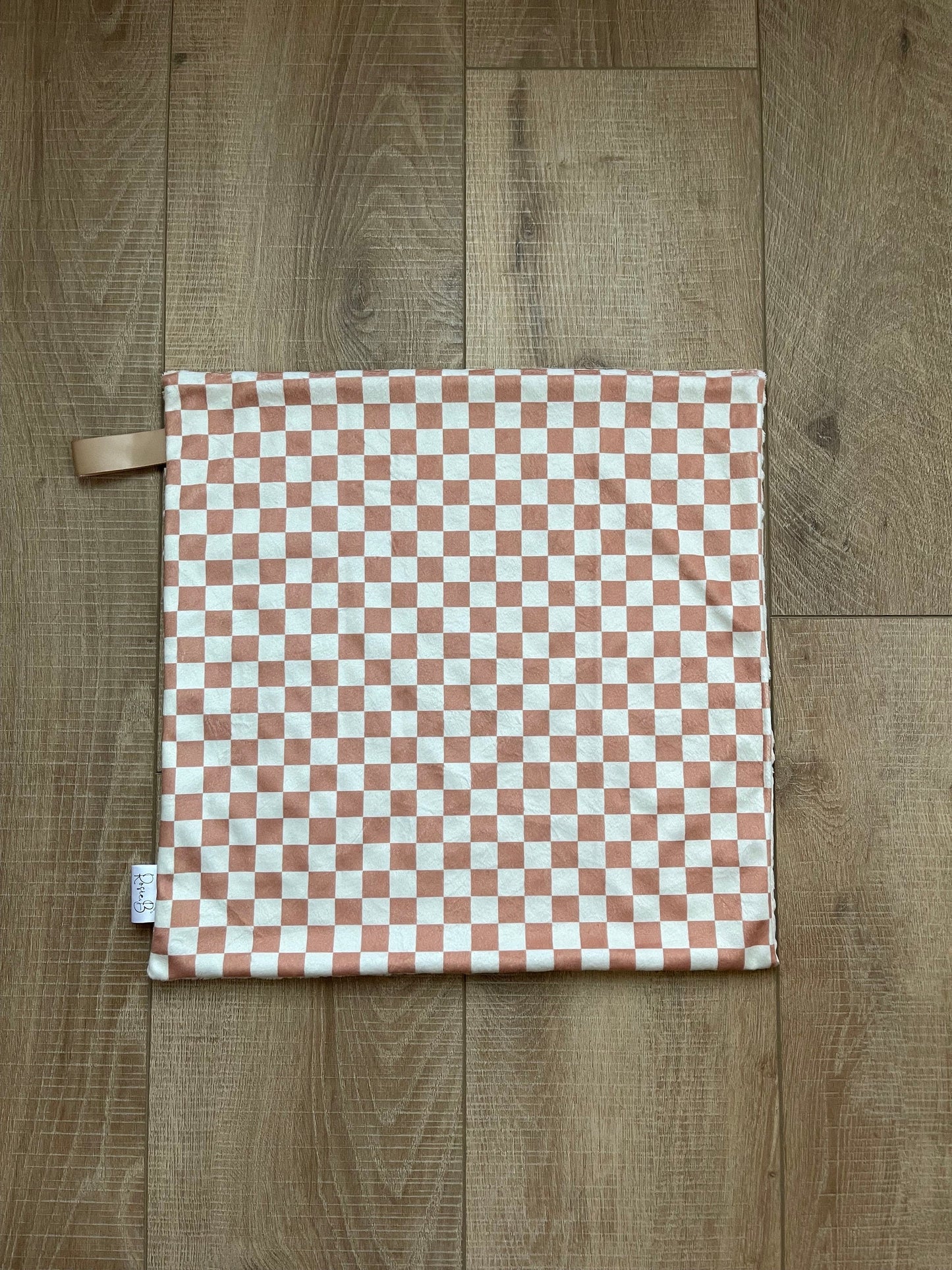 Neutral Checkered Plaid
