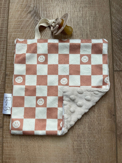 Smiley Face Neutral Checkerboard