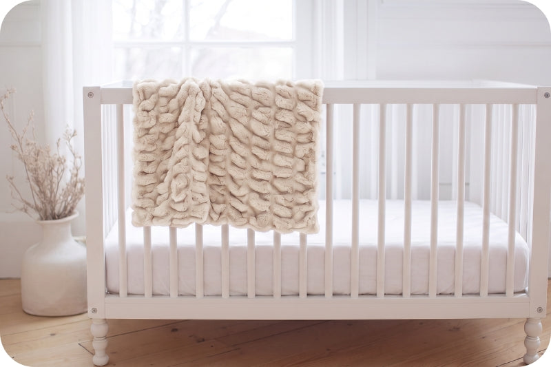 Luxe Cuddle® Blanket - Milan Enzo Vanilla Creme