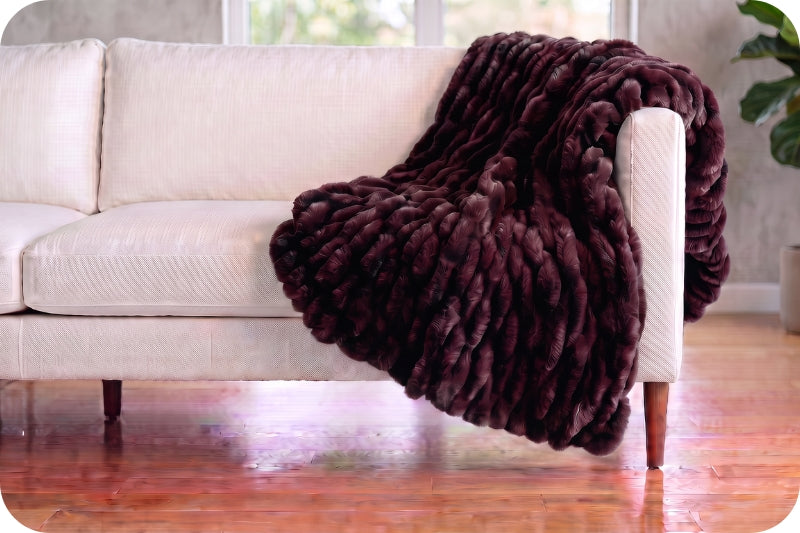 Luxe Cuddle® Blanket - Milan Enzo Cherry Cola