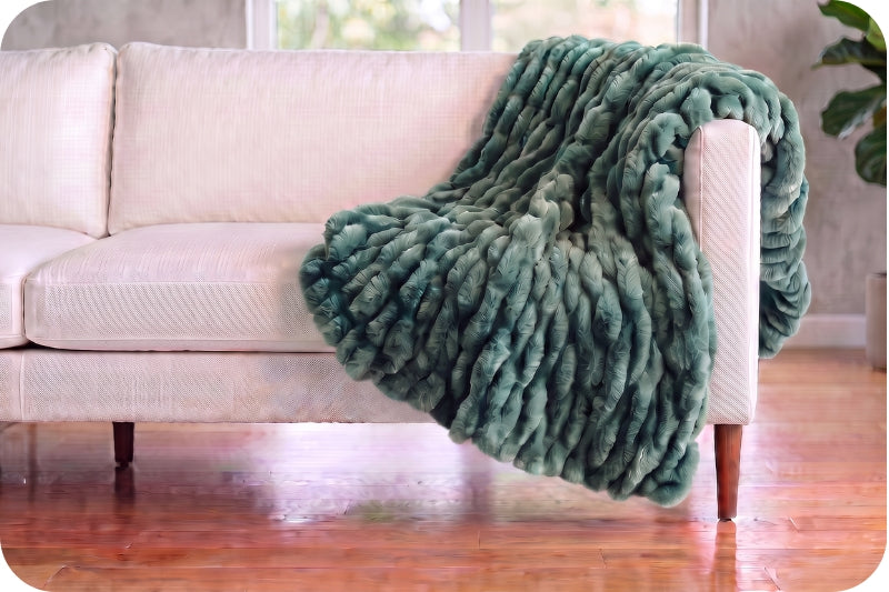 Luxe Cuddle® Blanket - Milan Luca Juniper