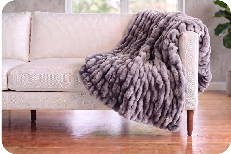 Luxe Cuddle® Blanket - Milan Luca Sugar Plum