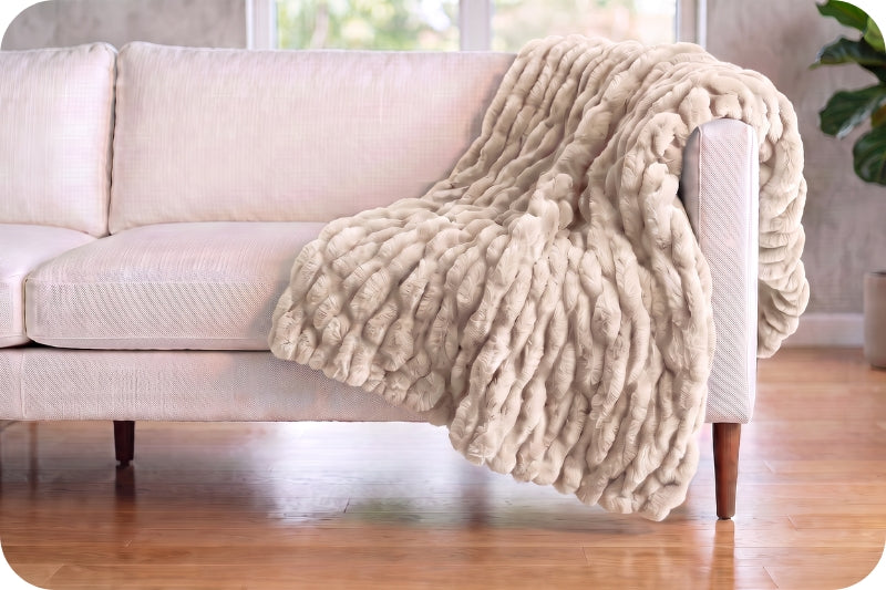 Luxe Cuddle® Blanket - Milan Pearl