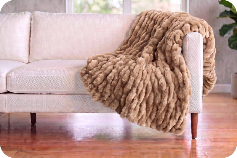 Luxe Cuddle® Blanket - Milan Sand Dollar