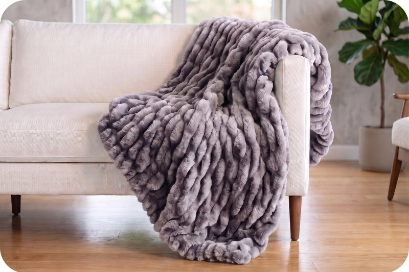 Luxe Cuddle® Blanket - Milan Luca Sugar Plum