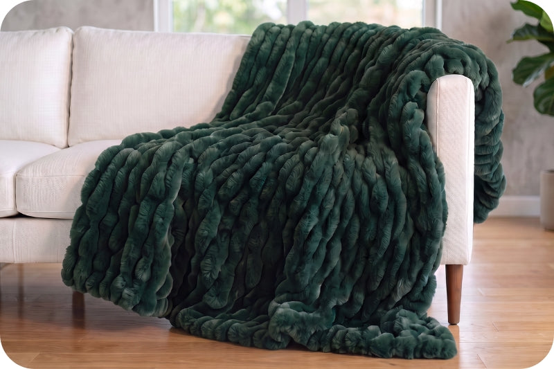Luxe Cuddle® Blanket - Milan Forest