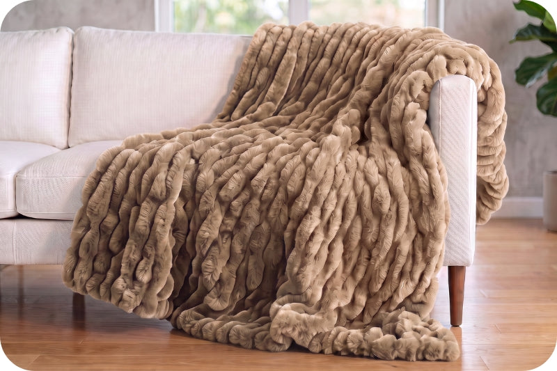 Luxe Cuddle® Blanket - Milan Sand Dollar